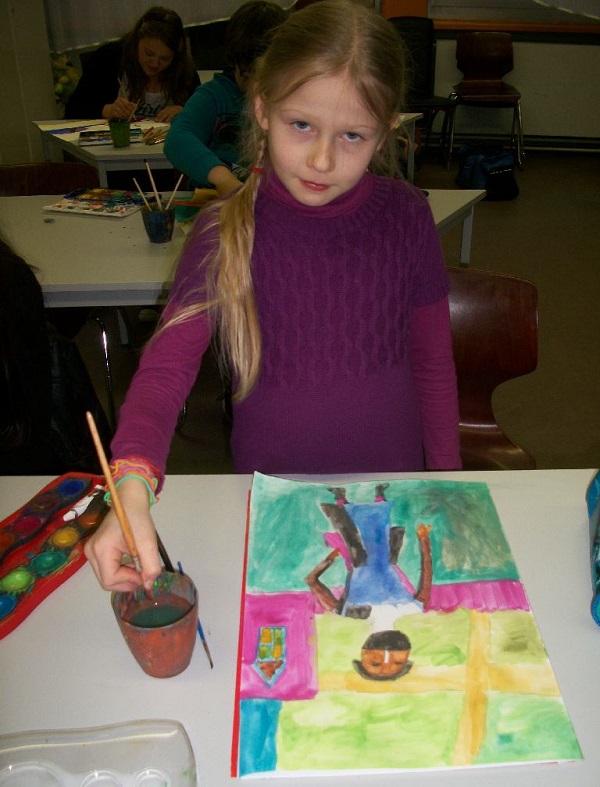 Русско-немецкий культурный Центр в Нюрнберге приобщил детей к творчеству Казимира Малевича Русско-немецкий культурный Центр в Нюрнберге приобщил детей к творчеству Казимира Малевича