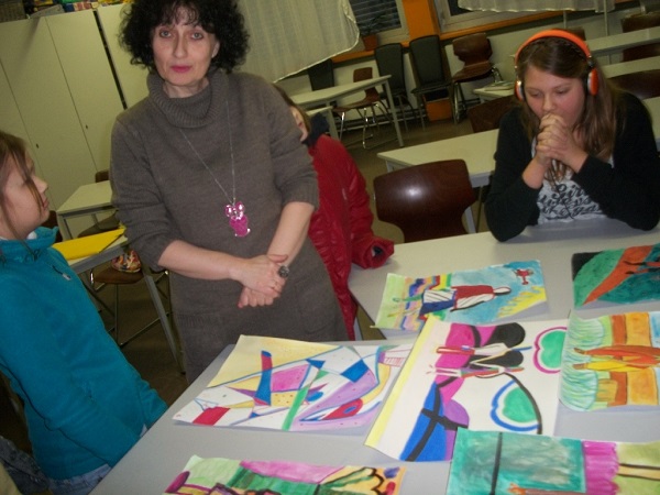 Русско-немецкий культурный Центр в Нюрнберге приобщил детей к творчеству Казимира Малевича Русско-немецкий культурный Центр в Нюрнберге приобщил детей к творчеству Казимира Малевича