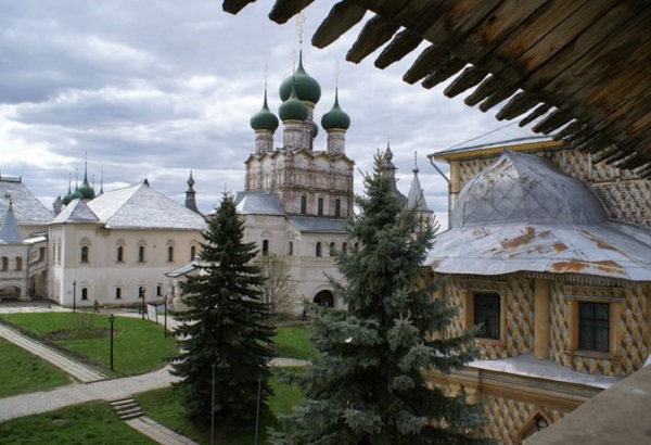 Фонды музея-заповедника «Ростовский кремль» пополнились ценными экспонатами Фонды музея-заповедника «Ростовский кремль» пополнились ценными экспонатами