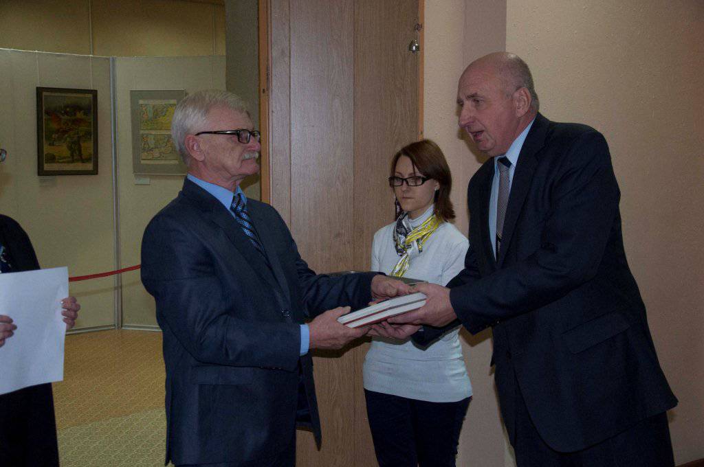 Выставка «Лубочная картинка и плакат Первой Мировой войны 1914—1918 гг.» в Еврейской автономной области Выставка «Лубочная картинка и плакат Первой Мировой войны 1914—1918 гг.» в Еврейской автономной области