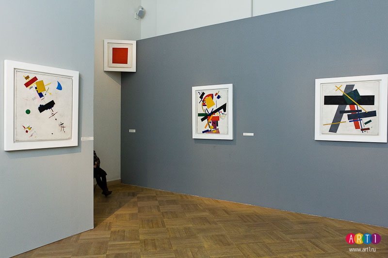 В Русском музее открылась выставка «Казимир Малевич. До и после квадрата» В Русском музее открылась выставка «Казимир Малевич. До и после квадрата»