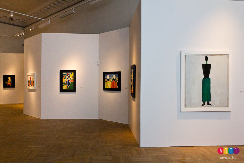 В Русском музее открылась выставка «Казимир Малевич. До и после квадрата» В Русском музее открылась выставка «Казимир Малевич. До и после квадрата»