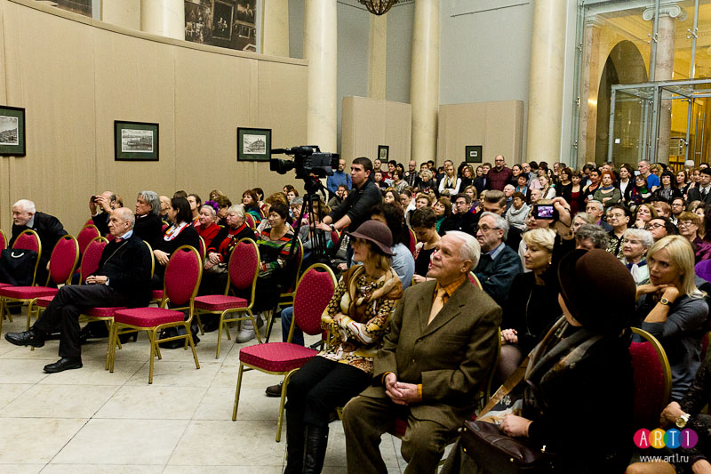 В Русском музее открылась выставка «Казимир Малевич. До и после квадрата» В Русском музее открылась выставка «Казимир Малевич. До и после квадрата»