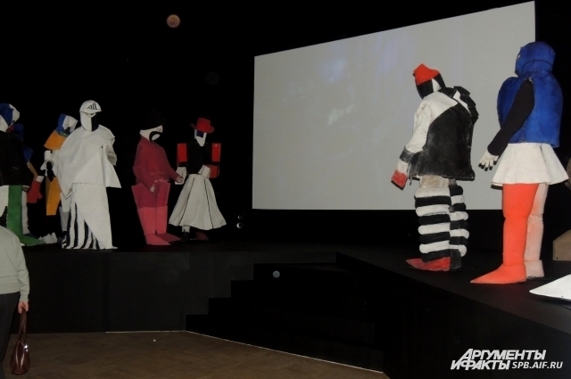 В Русском музее открылась выставка «Казимир Малевич. До и после квадрата» В Русском музее открылась выставка «Казимир Малевич. До и после квадрата»