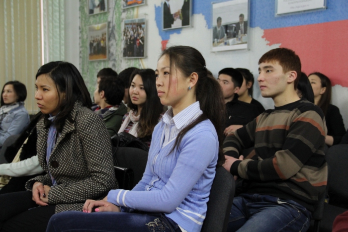 В Бишкеке рассказали о жизни и творчестве Казимира Малевича В Бишкеке рассказали о жизни и творчестве Казимира Малевича