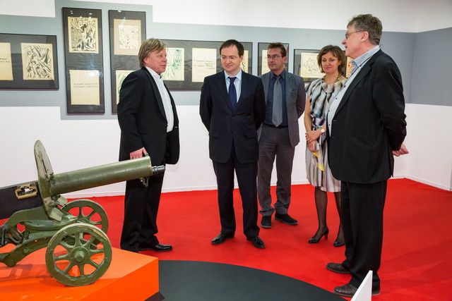 В ЦДХ проходит XXXVI Российский Антикварный Салон В ЦДХ проходит XXXVI Российский Антикварный Салон