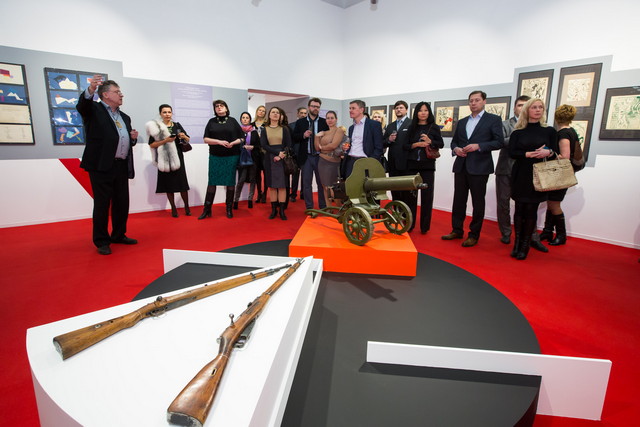 В ЦДХ проходит XXXVI Российский Антикварный Салон В ЦДХ проходит XXXVI Российский Антикварный Салон