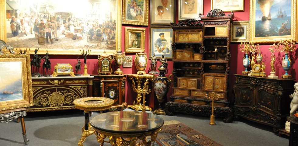 В ЦДХ проходит XXXVI Российский Антикварный Салон В ЦДХ проходит XXXVI Российский Антикварный Салон