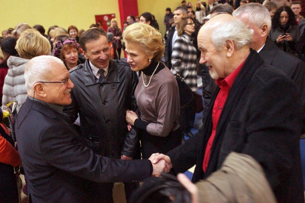 В Витебске прошел закрытый показ фильма Александра Митты «Шагал — Малевич» В Витебске прошел закрытый показ фильма Александра Митты «Шагал — Малевич»