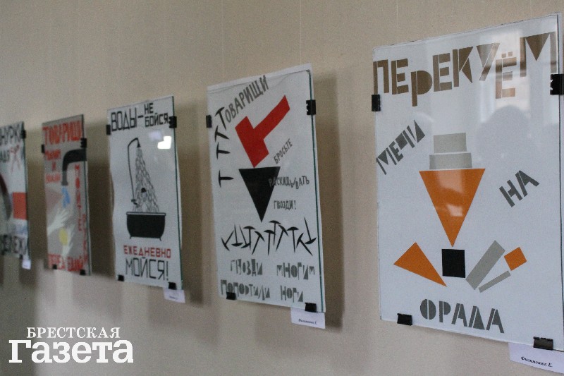 Лекцию о творчестве Казимира Малевича прочитал его внучатый племянник Игорь Малевич Лекцию о творчестве Казимира Малевича прочитал его внучатый племянник Игорь Малевич