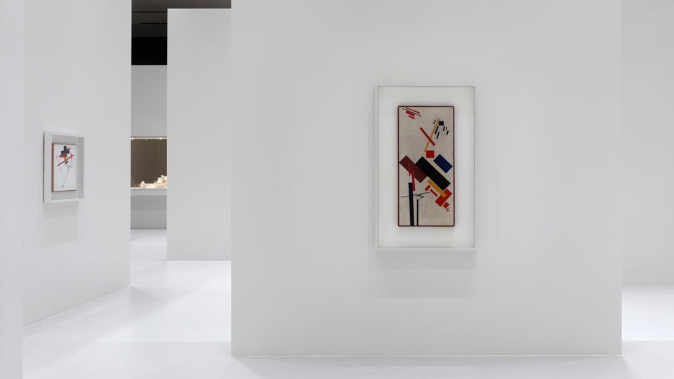 На арт-фестивале в Дюссельдорфе изучат роль белого цвета в работах Кандинского, Малевича и Мондриана На арт-фестивале в Дюссельдорфе изучат роль белого цвета в работах Кандинского, Малевича и Мондриана