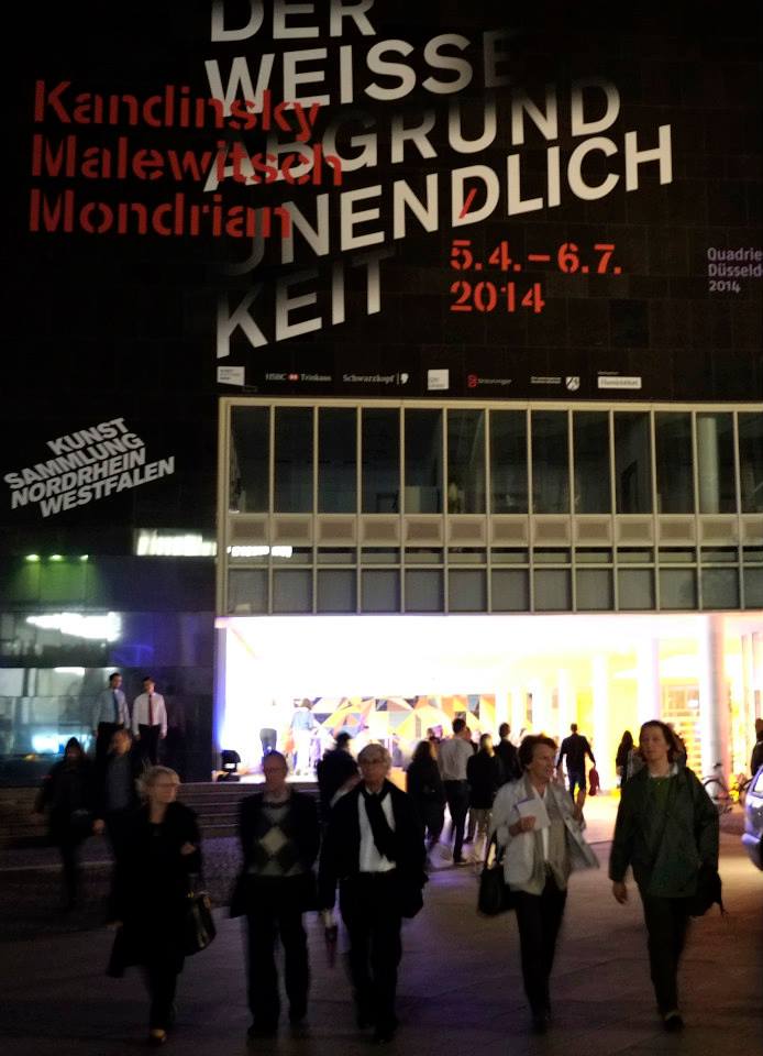 На арт-фестивале в Дюссельдорфе изучат роль белого цвета в работах Кандинского, Малевича и Мондриана На арт-фестивале в Дюссельдорфе изучат роль белого цвета в работах Кандинского, Малевича и Мондриана
