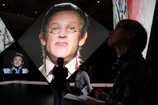 В «Манеже» состоялась мировая премьера инсталляции «Золотой век русского авангарда» В «Манеже» состоялась мировая премьера инсталляции «Золотой век русского авангарда»