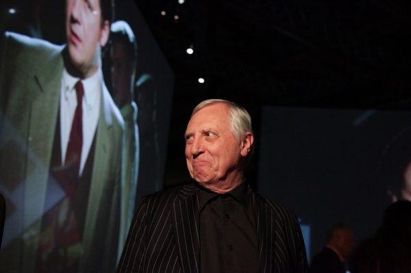 В «Манеже» состоялась мировая премьера инсталляции «Золотой век русского авангарда» В «Манеже» состоялась мировая премьера инсталляции «Золотой век русского авангарда»