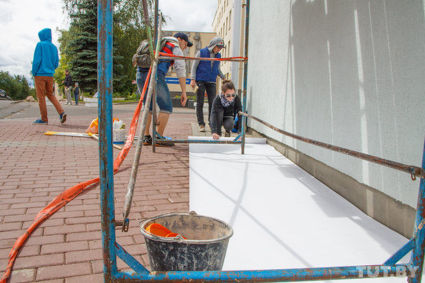 В Витебске снова воскресят «стену Малевича» В Витебске снова воскресят «стену Малевича»